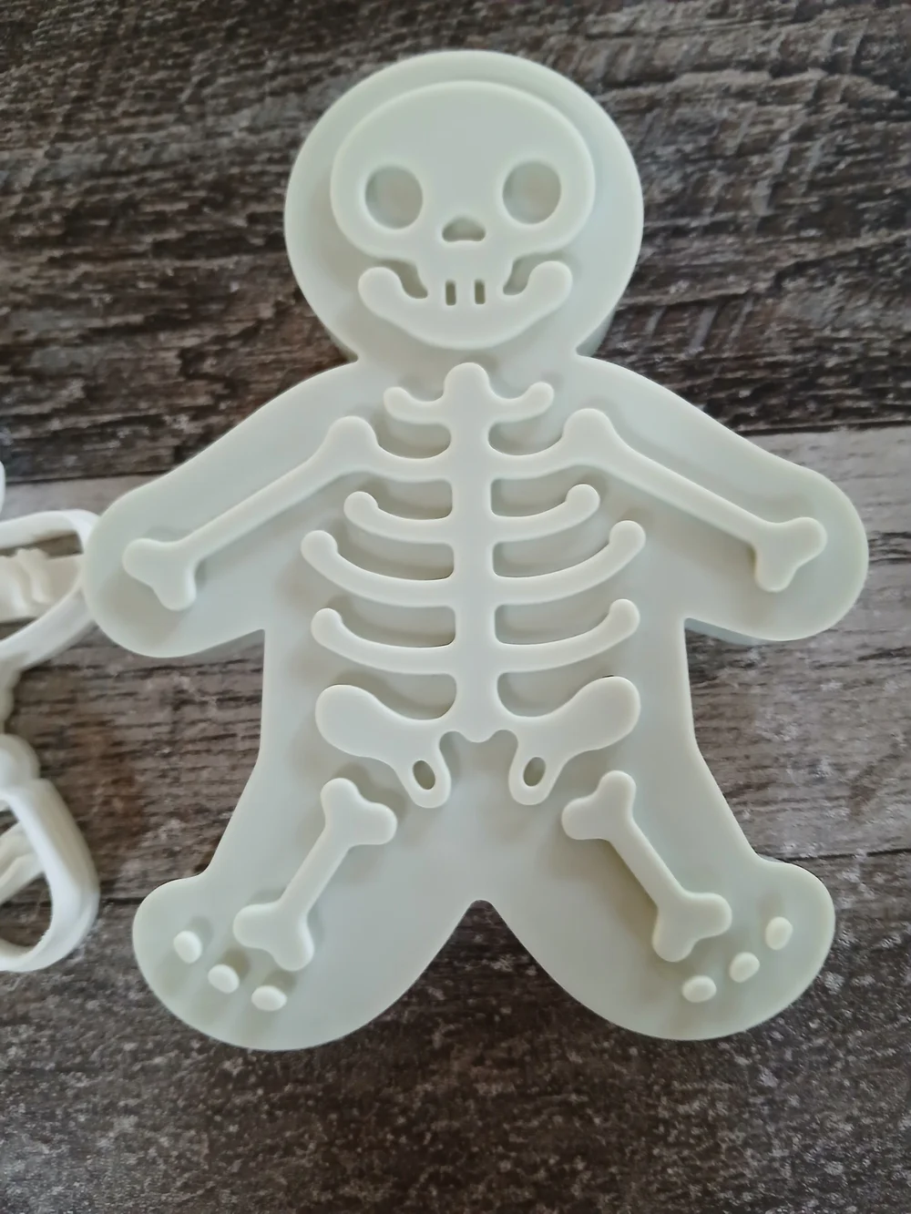 White Skeleton Gingerbread Cookie Cutter Set - Home Party Supplies